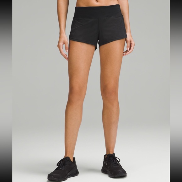 Lululemon Speed Up Short 2.5” inseam sz.10 - Picture 5 of 9